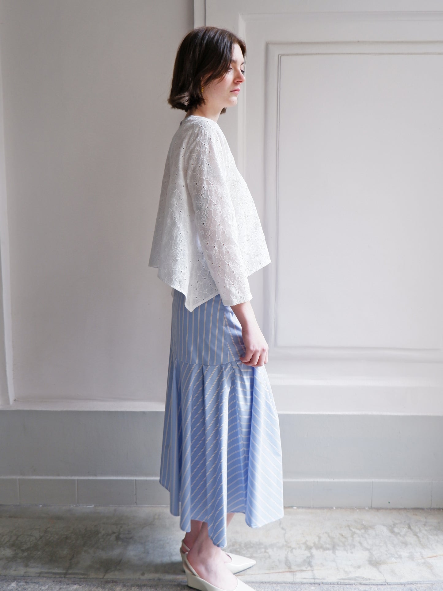 CLAIRE WHITE LACE TOP