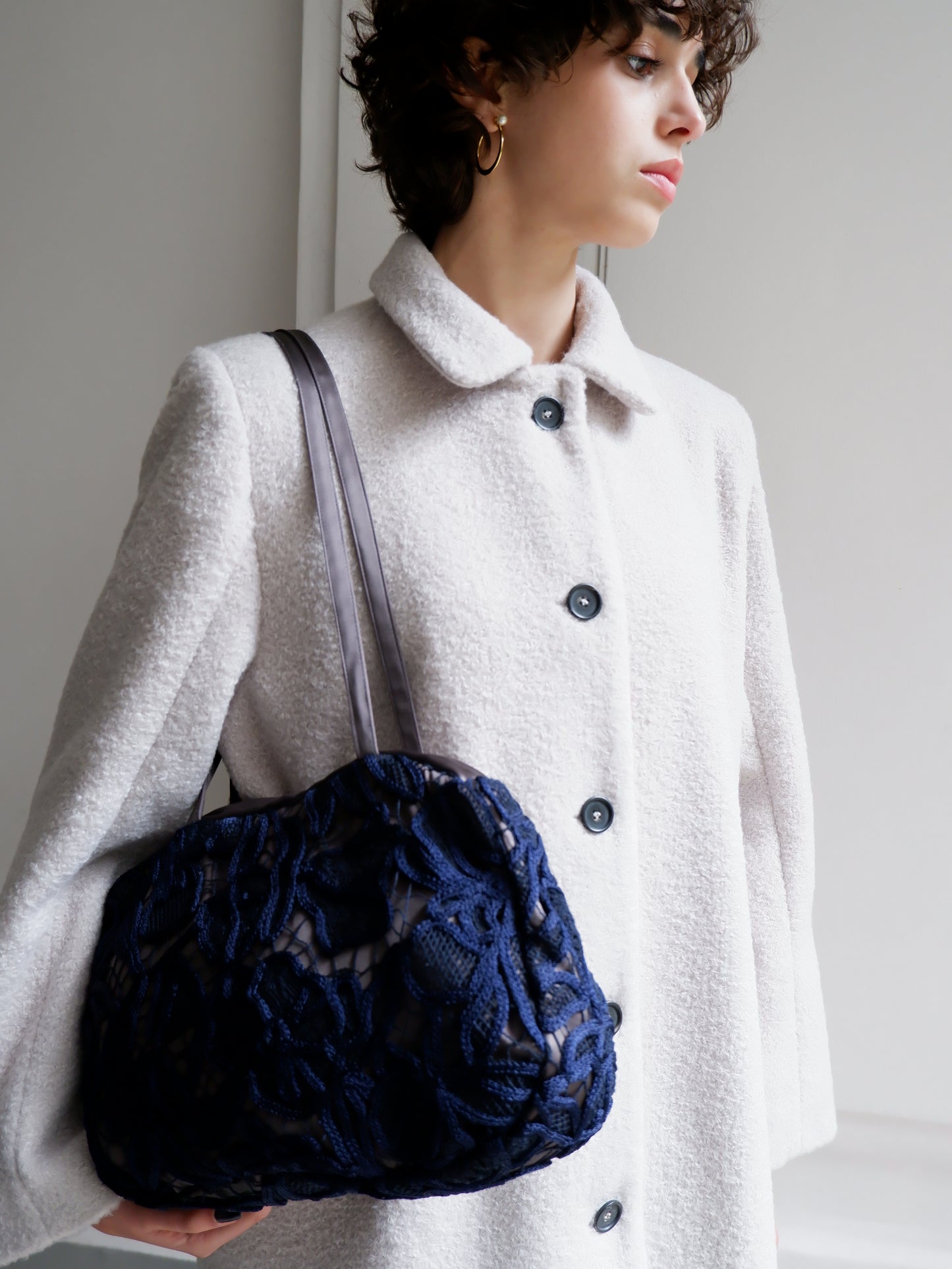 EMBROIDERED NAVY BAG