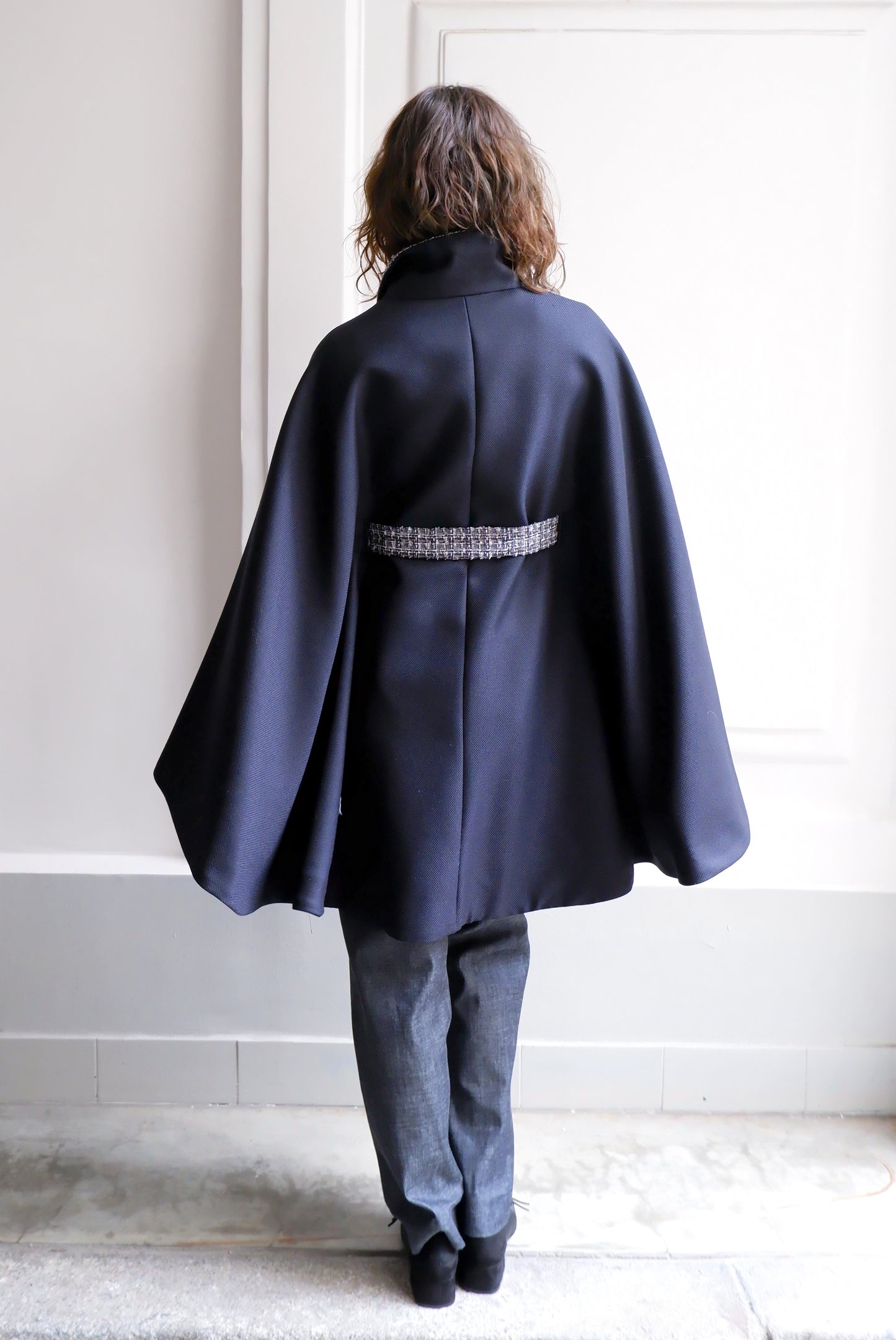 ANGELE NAVY TWEED CAPE