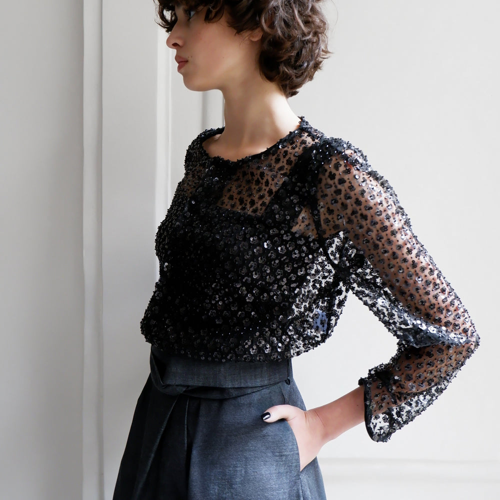 
                      
                        Veste Agathe noire à paillettes
                      
                    