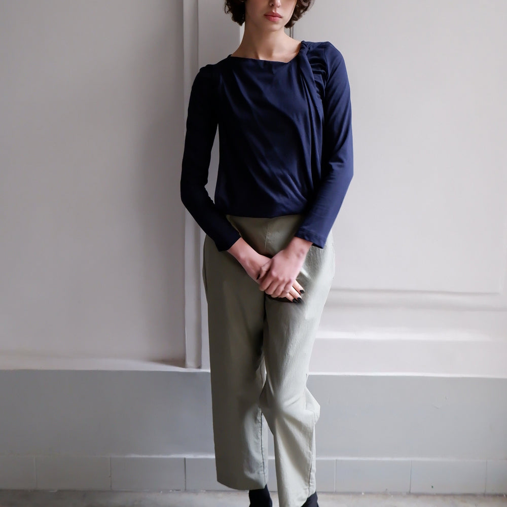 
                      
                        CATHERINE TOP JERSEY GRIS 
                      
                    