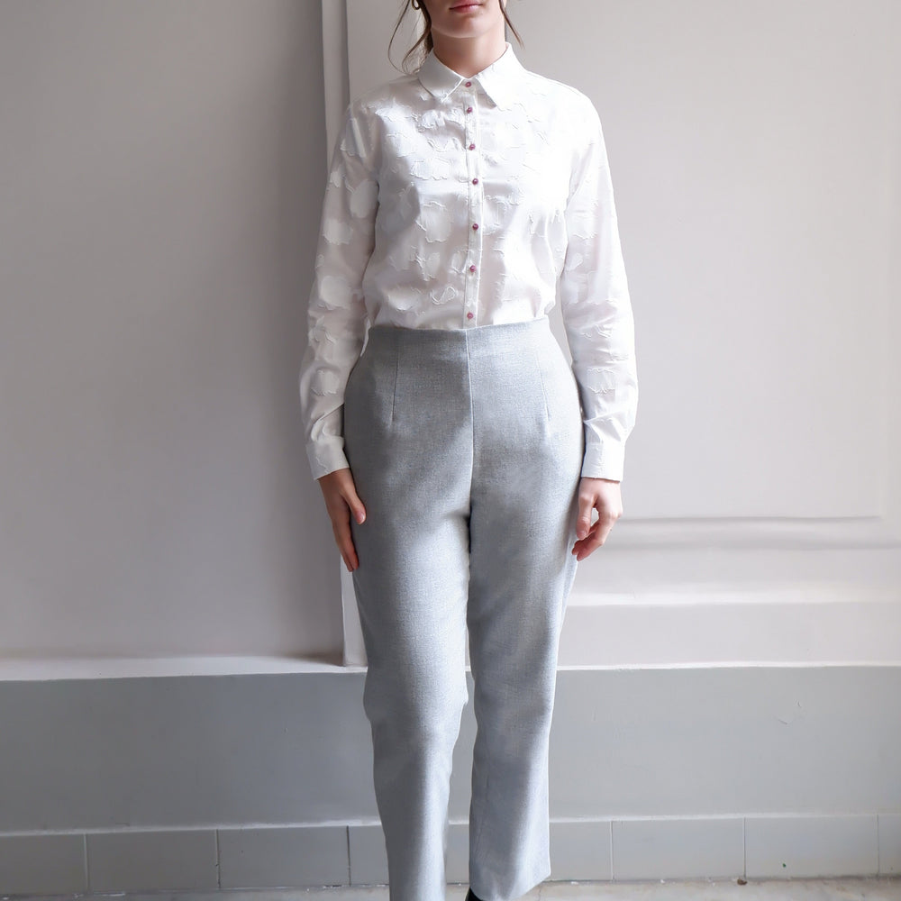 
                      
                        LEA WHITE PRINTED JACQUARD SHIRT
                      
                    