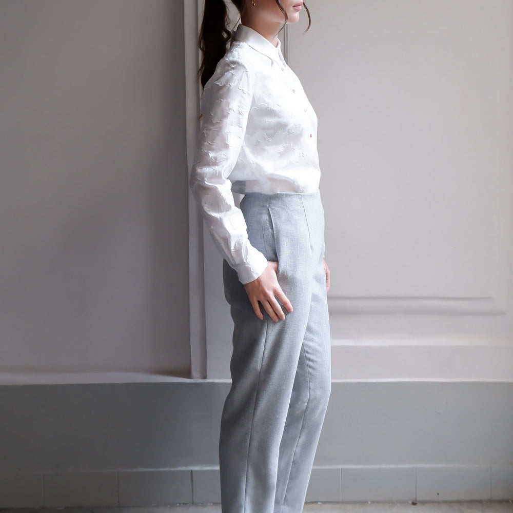 
                      
                        LEA WHITE PRINTED JACQUARD SHIRT
                      
                    