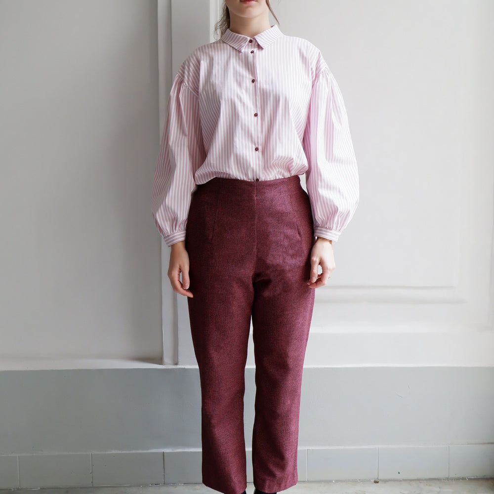 
                      
                        EDITH PINK STRIPES BLOUSE
                      
                    