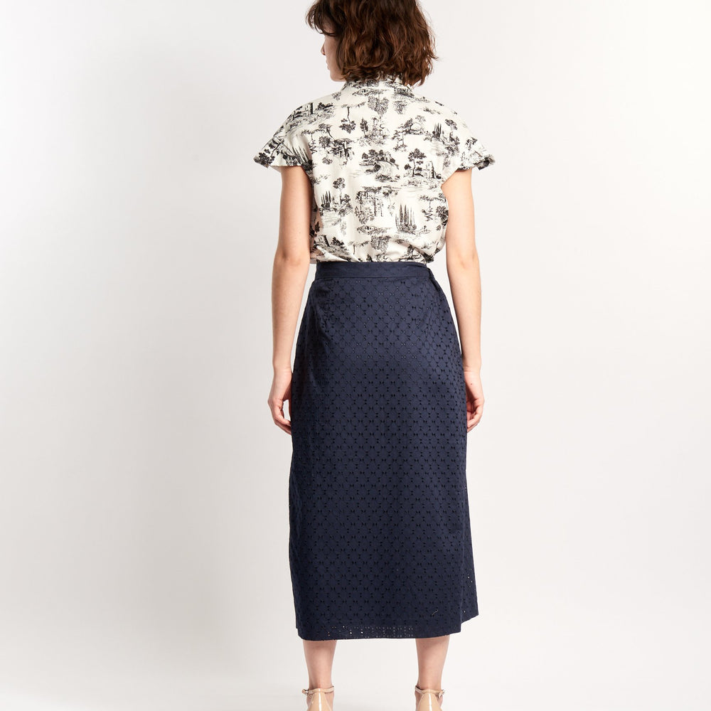 
                      
                        ALAIA SKIRT DARK NAVY EMBROIDERED
                      
                    