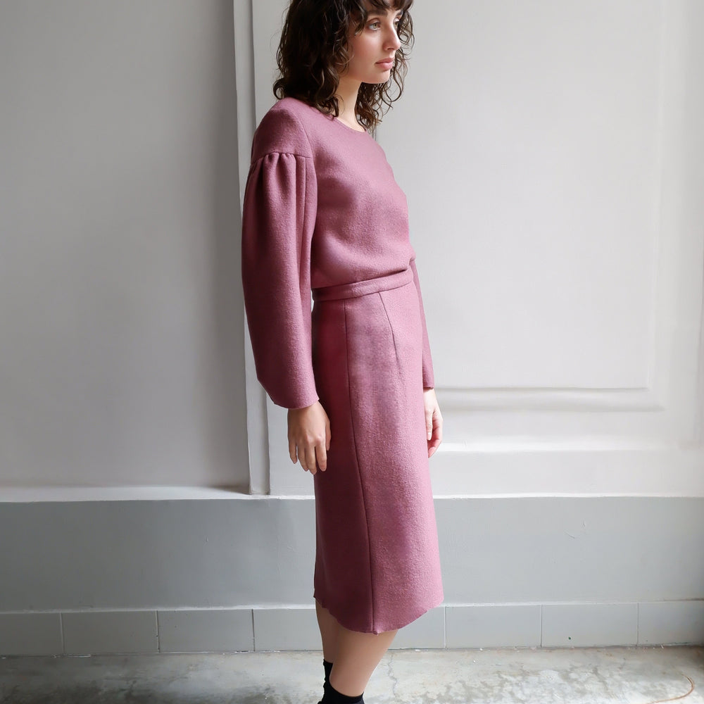 
                      
                        CELIA RASPBERRY TOP
                      
                    