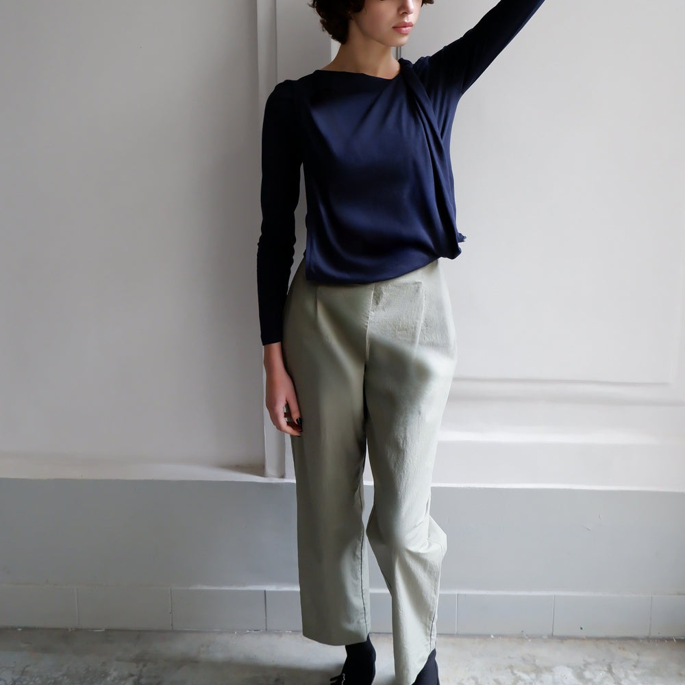 
                      
                        CATHERINE TOP JERSEY GRIS 
                      
                    