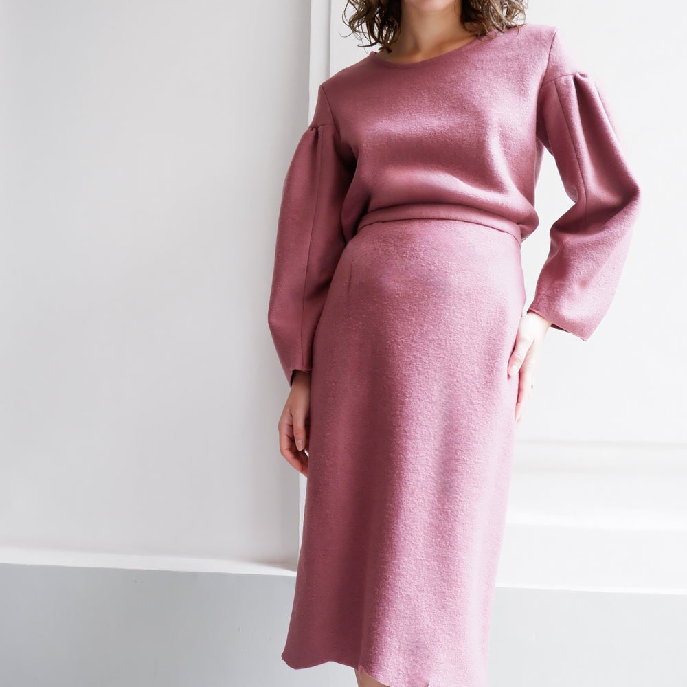 
                      
                        CELIA RASPBERRY TOP
                      
                    