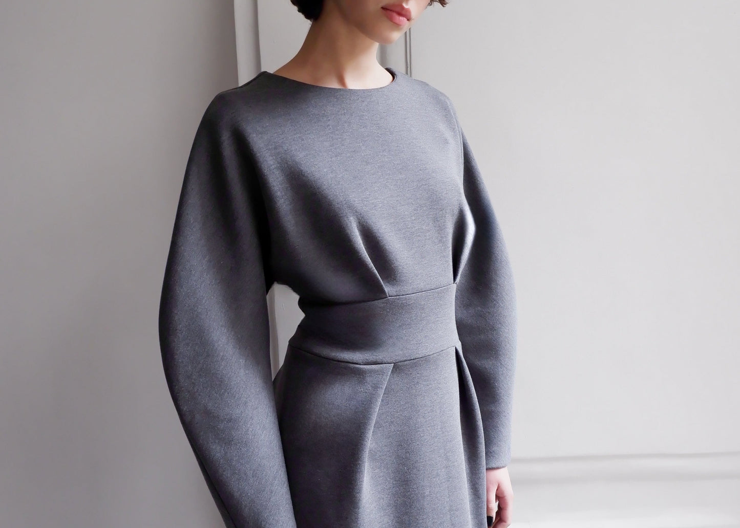 Robe rose gris et blanc neuve taille L marque Terry Lane avec cachemire (sg Robe rose gris et blanc neuve taille L marque Terry Lane avec cachemire (sg