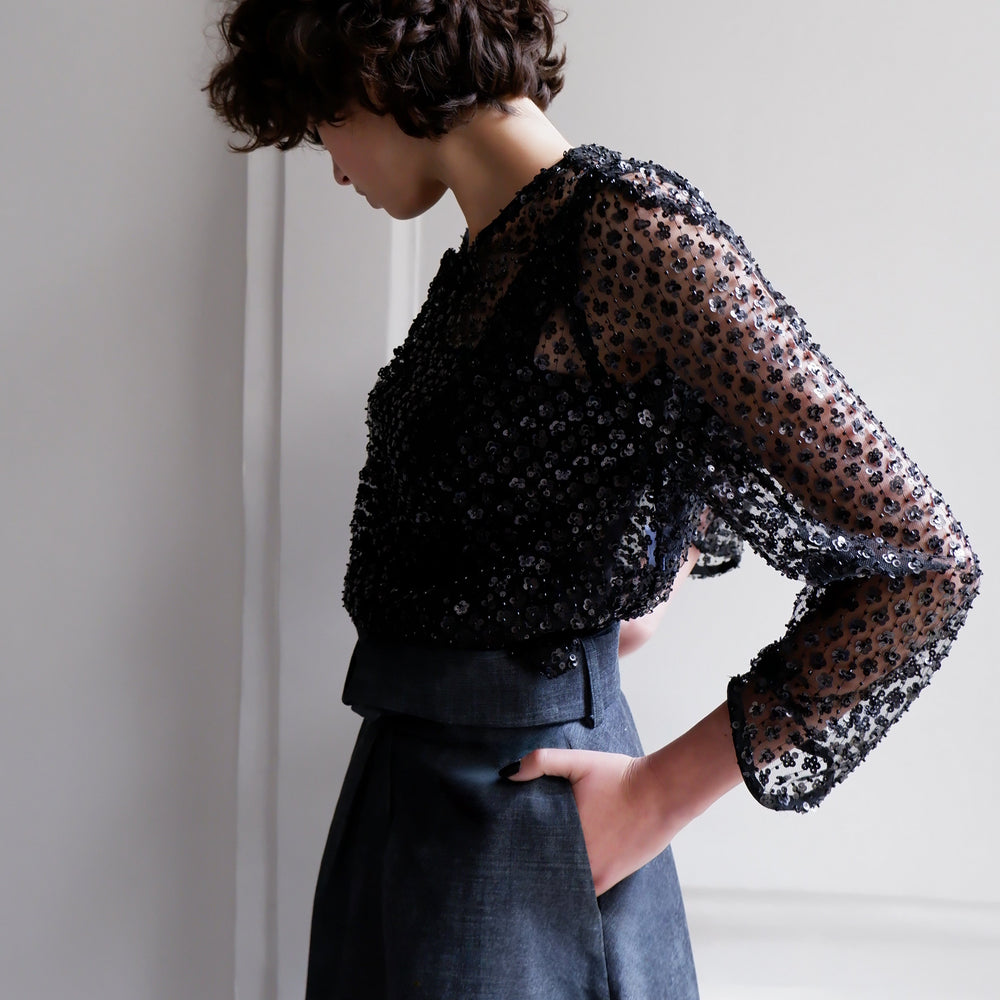 
                      
                        Veste Agathe noire à paillettes
                      
                    