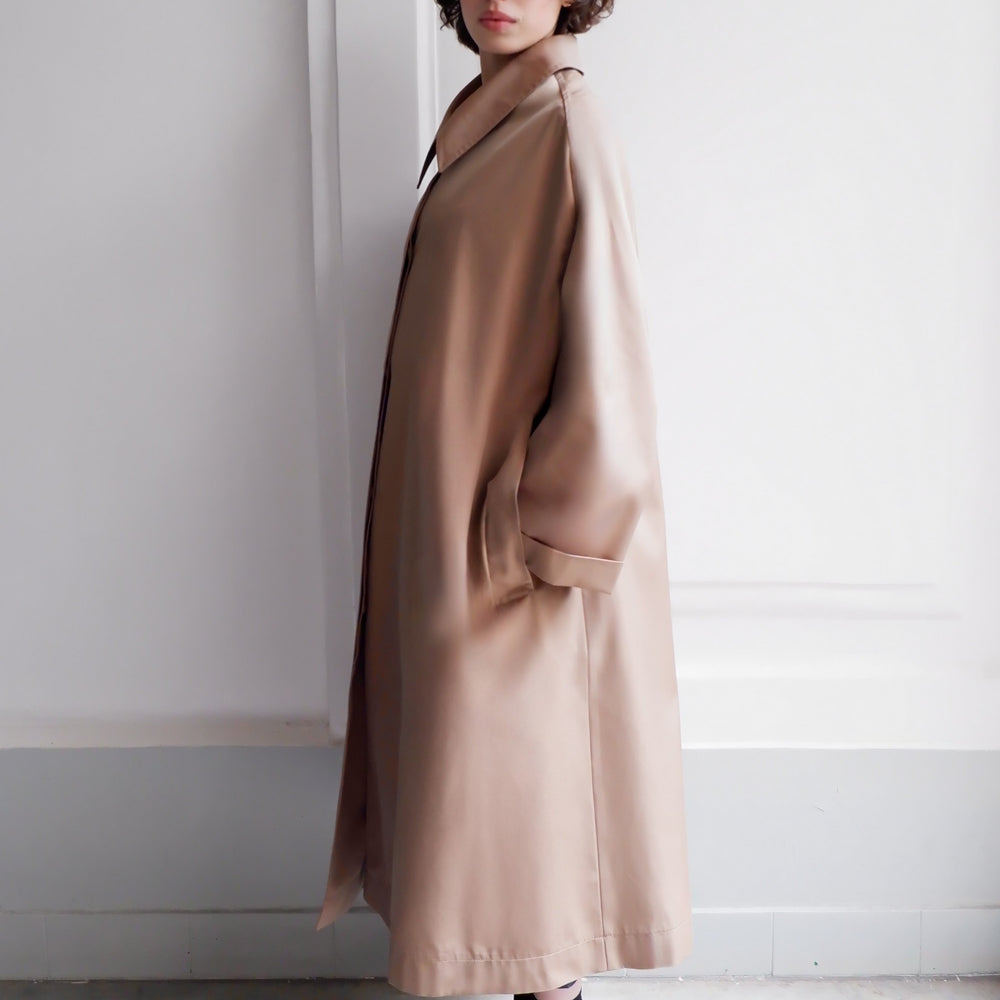 
                      
                        MANTEL ESTHER EN CAMELE
                      
                    