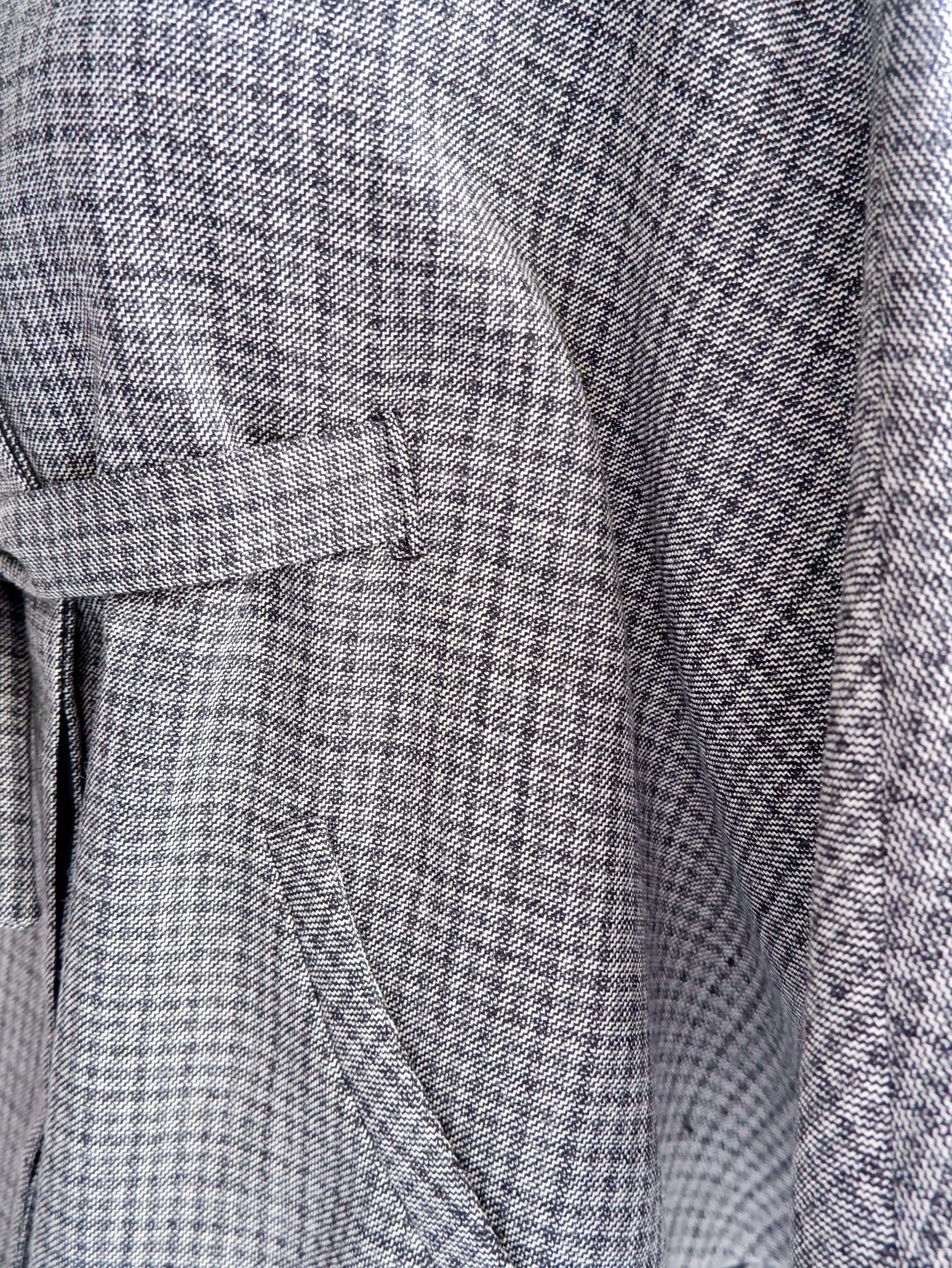 CAPE EN TWEED NOIR ANGELE – Fabrique by Ambali