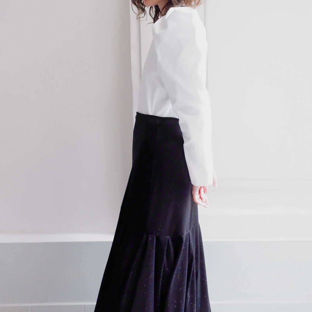 
                      
                        AUBE BLACK VELVET SKIRT
                      
                    