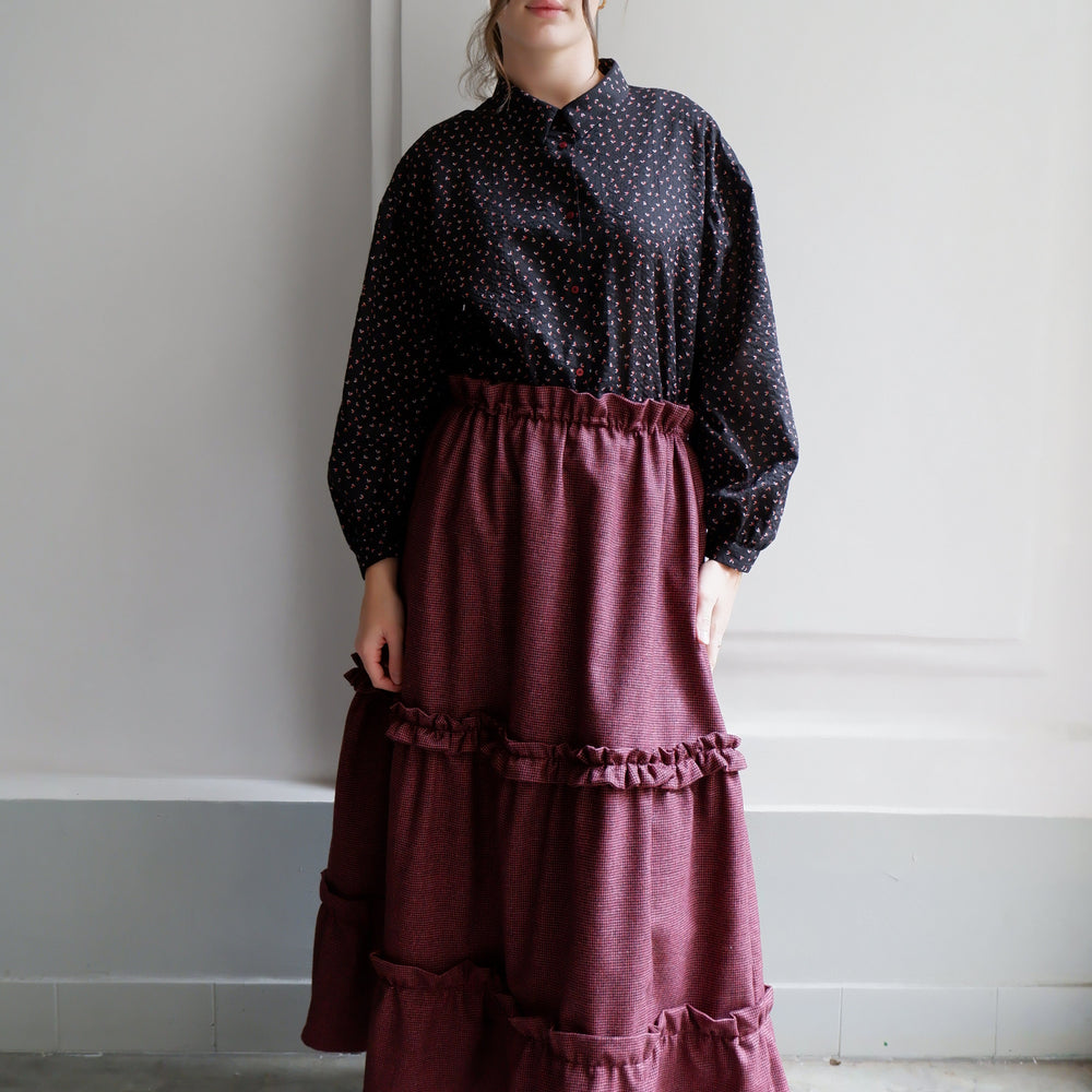 
                      
                        EDITH RED HEART BLOUSE
                      
                    
