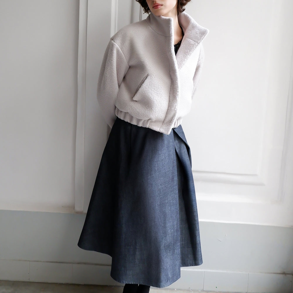 
                      
                        VESTE EN LAINE VERTE VICTOIRE
                      
                    