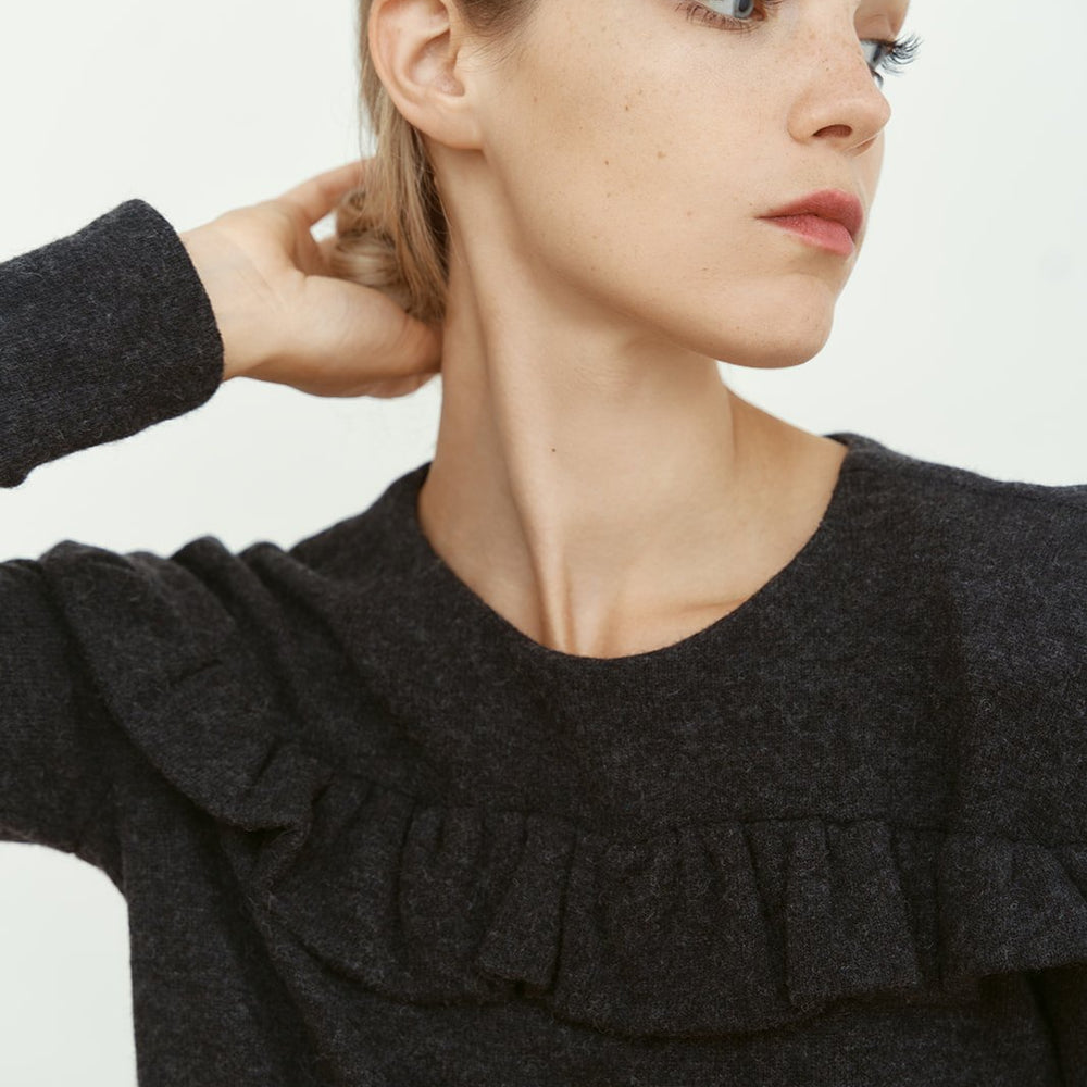 
                      
                        HAUT LENA GRIS
                      
                    