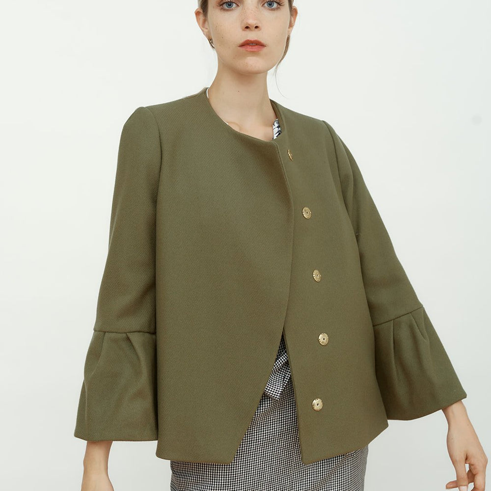 
                      
                        VESTE JADE
                      
                    