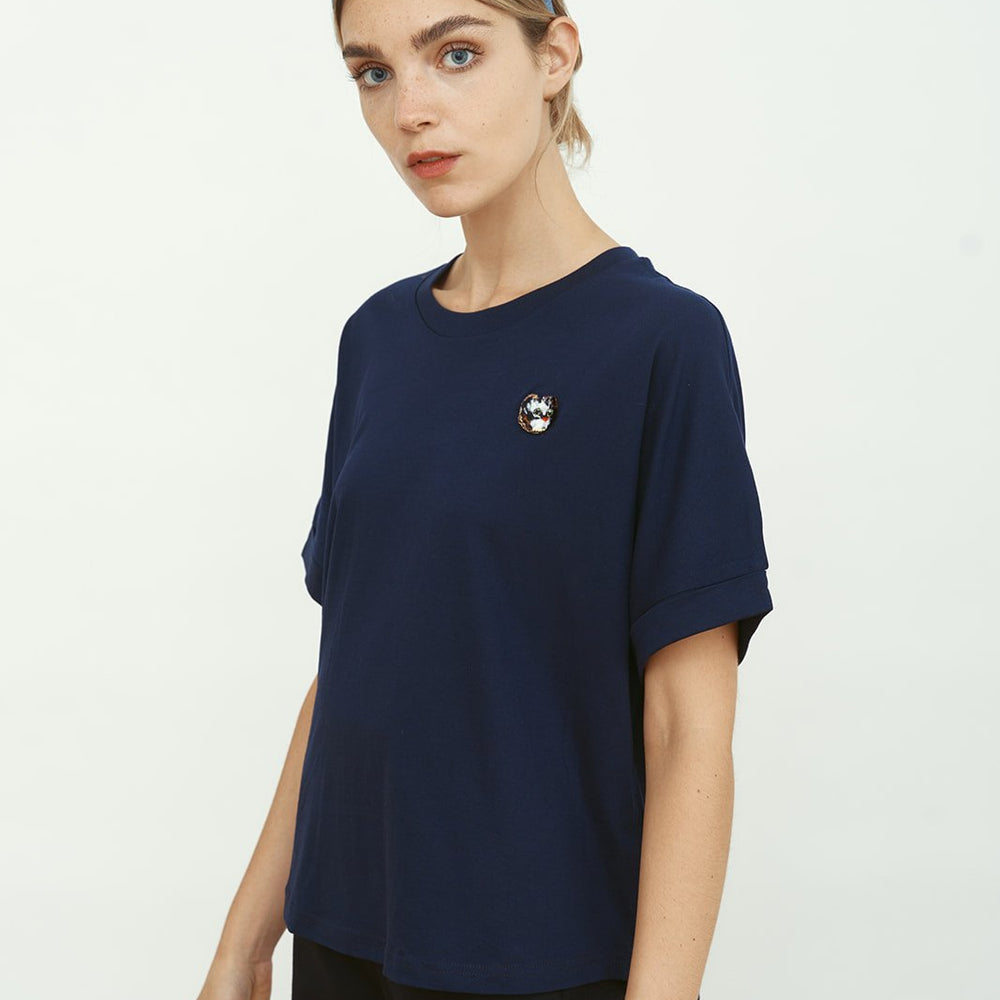 
                      
                        T-SHIRT BLEU MARINE ANNA
                      
                    