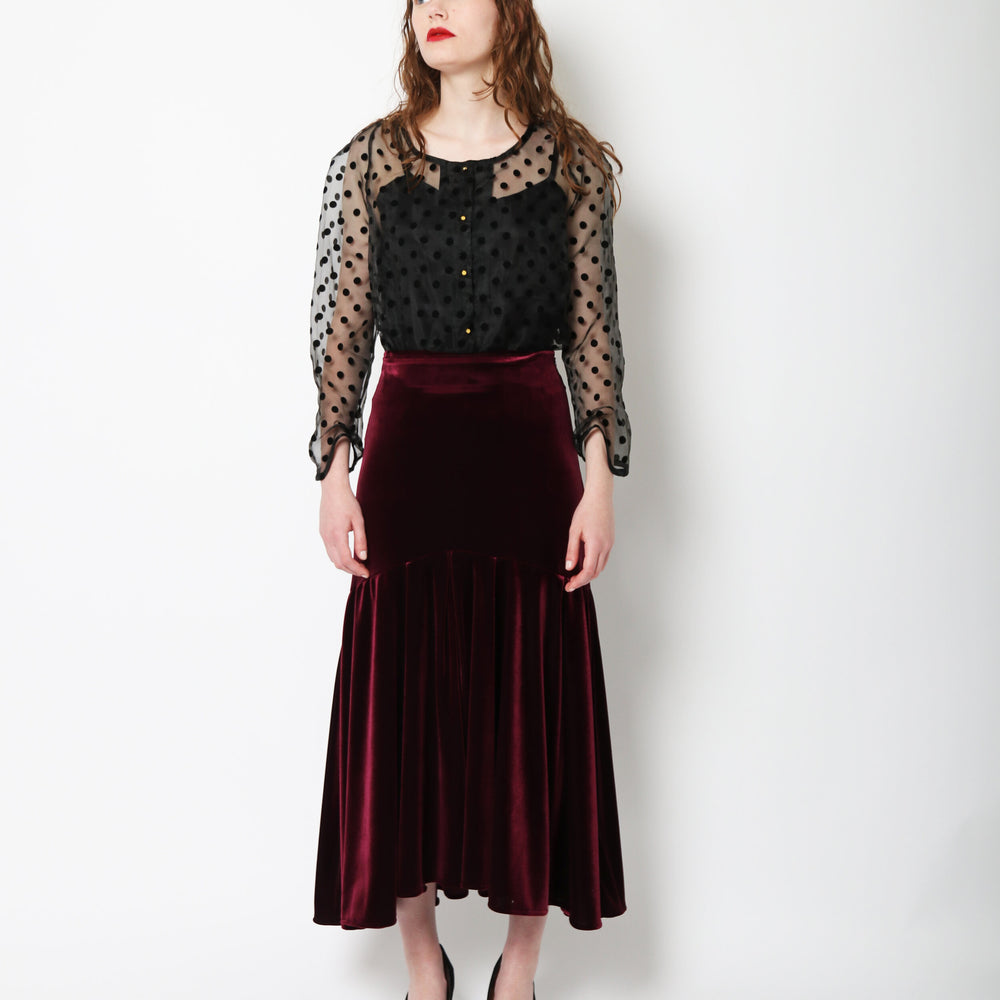 
                      
                        MARIA SKIRT BURGUNDY VELVET
                      
                    