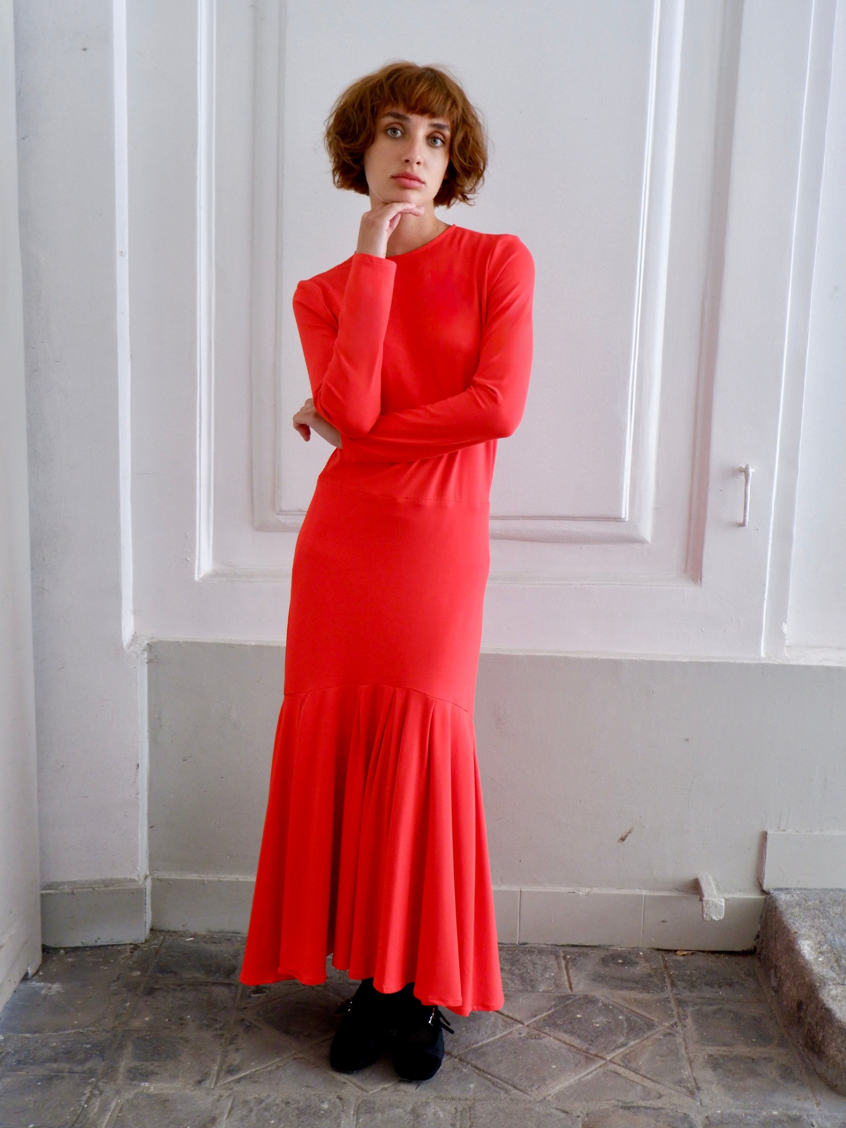 エルテ レッドドレス シルクスクリーン ジゼル レッドドレス – Fabrique by Ambali