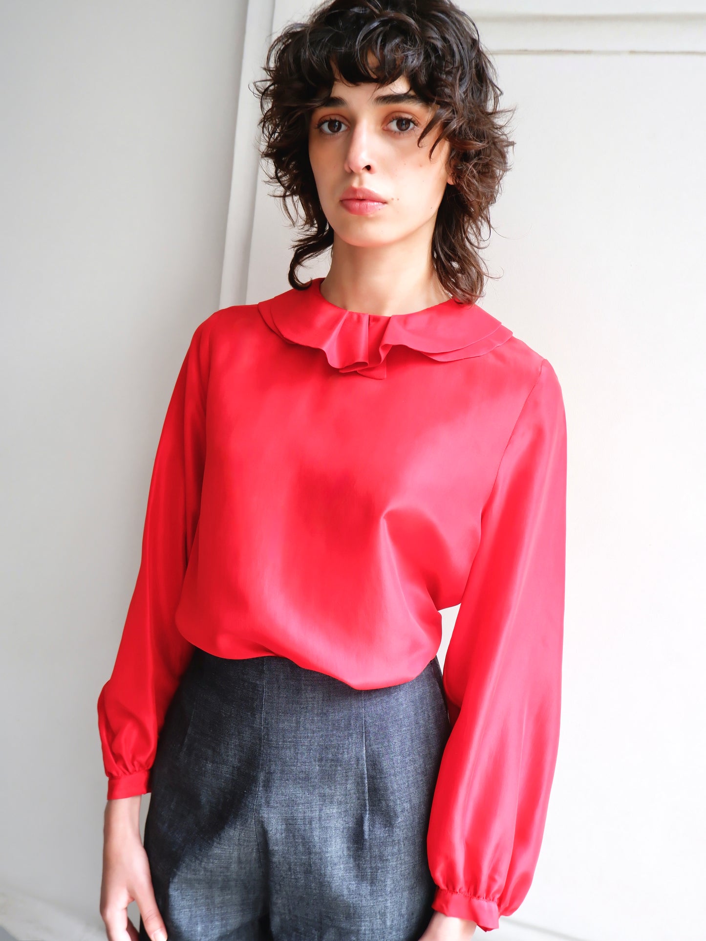 HAUT MAÉE EN SOIE ROUGE